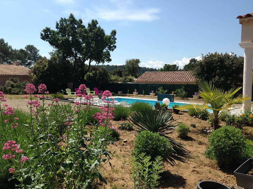 Villa Des Soleils Sillans-la Cascade Exterior photo